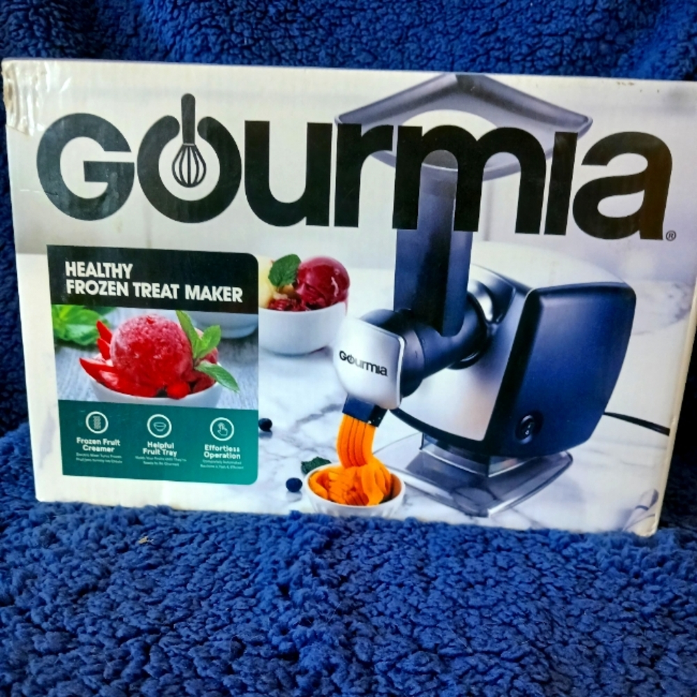 Gourmia frozen treat maker
